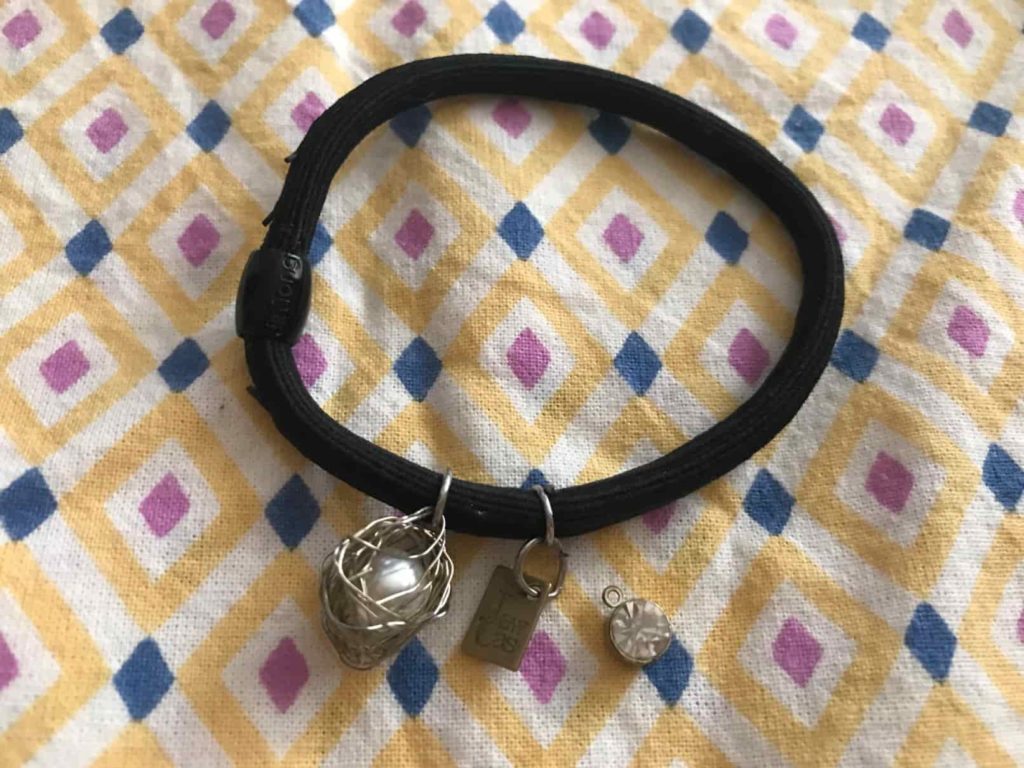 付け替えられたヘアゴム