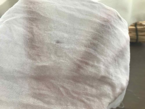 さらしについたおこげの跡