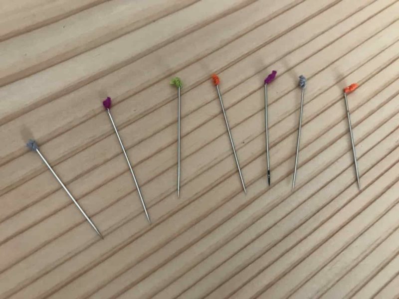 刺繍糸の結び目だけで