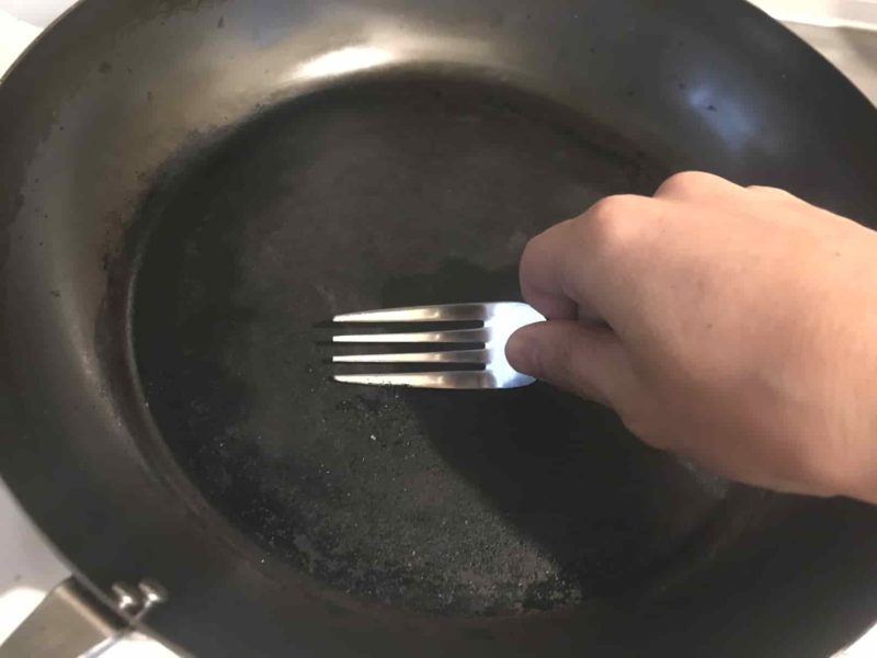 フォークでこさぎ始め