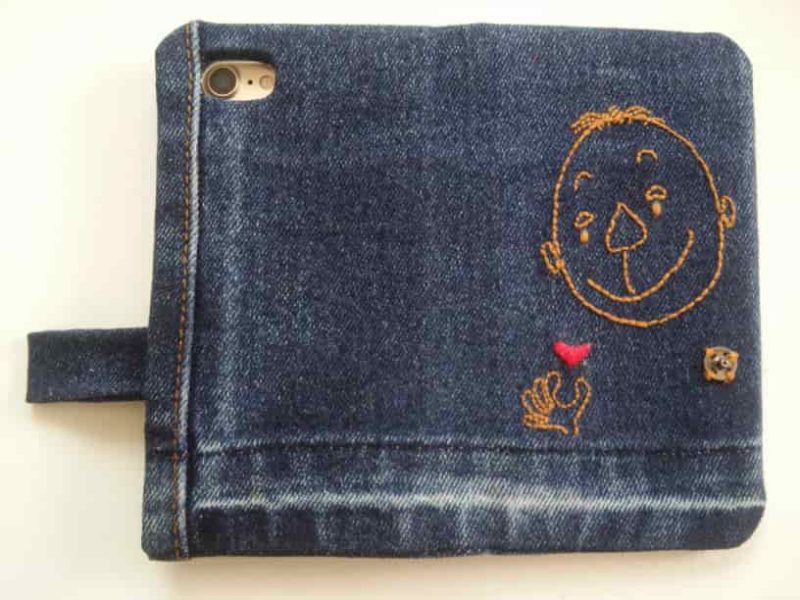 ハンドメイドスマホケースの外側