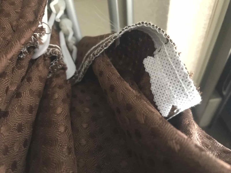 芯地がボロボロになった前のカーテン